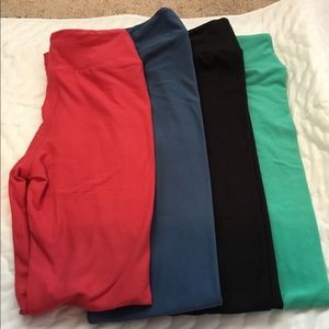 4 pair never worn tween leggings